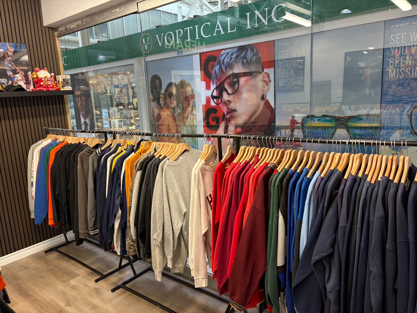 Streetwear crewnecks and hoodies